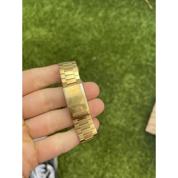 VTG 1980s SEIKO A639-5009 LCD CHRONOGRAPH WATCH GOLD TONE Dead Battery - Picture 12 of 16